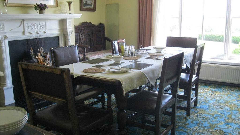 Pigeonwood House Bed & Breakfast Фолкстон Екстериор снимка