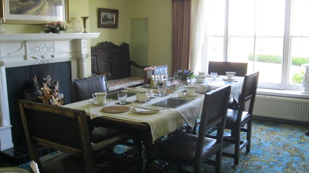 Pigeonwood House Bed & Breakfast Фолкстон Екстериор снимка